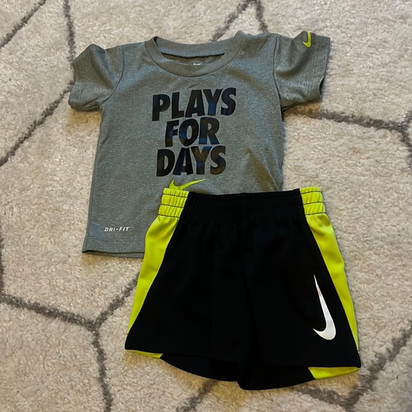 Nike Other - Nike Baby Set